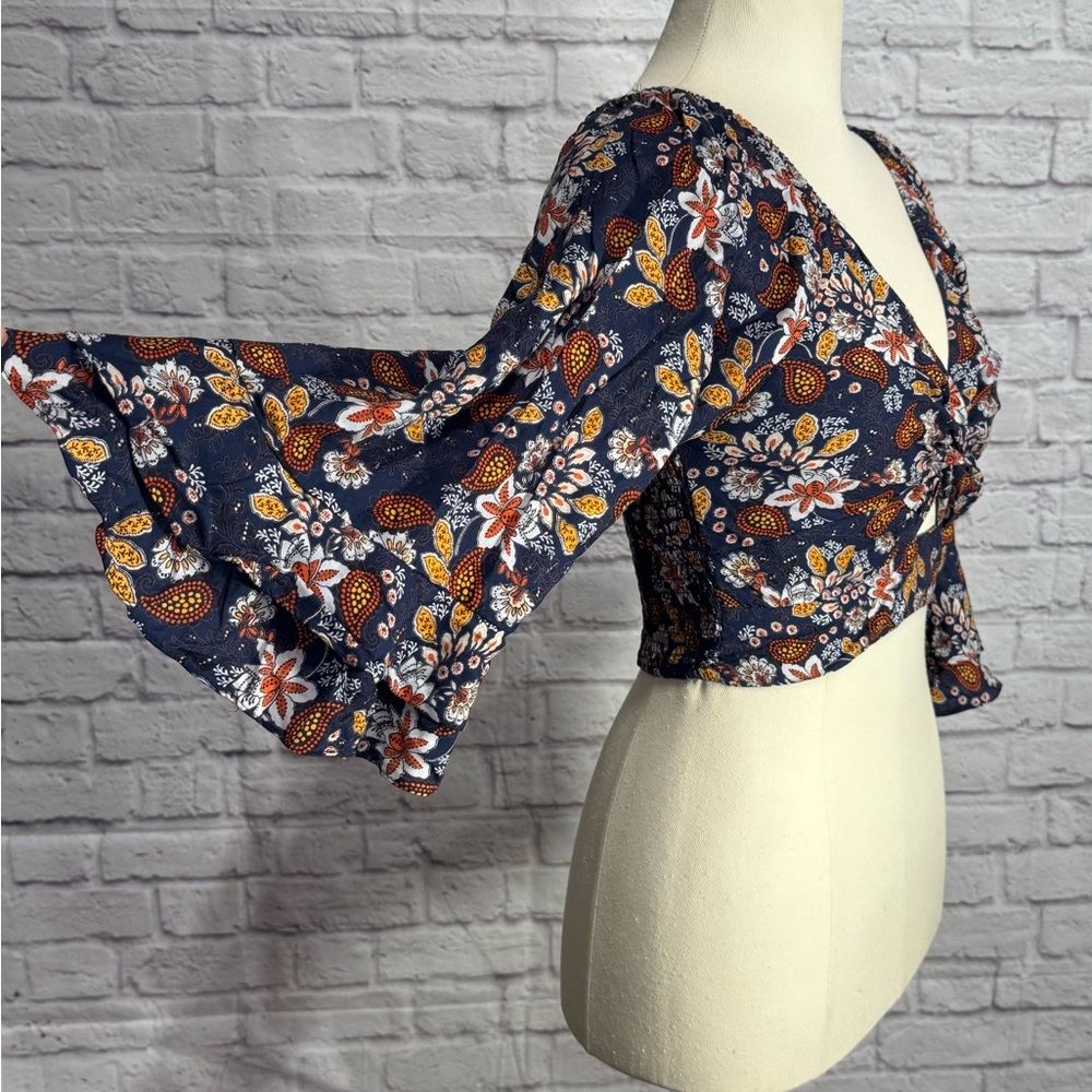 Francesca’s Floral Twist-Front Top